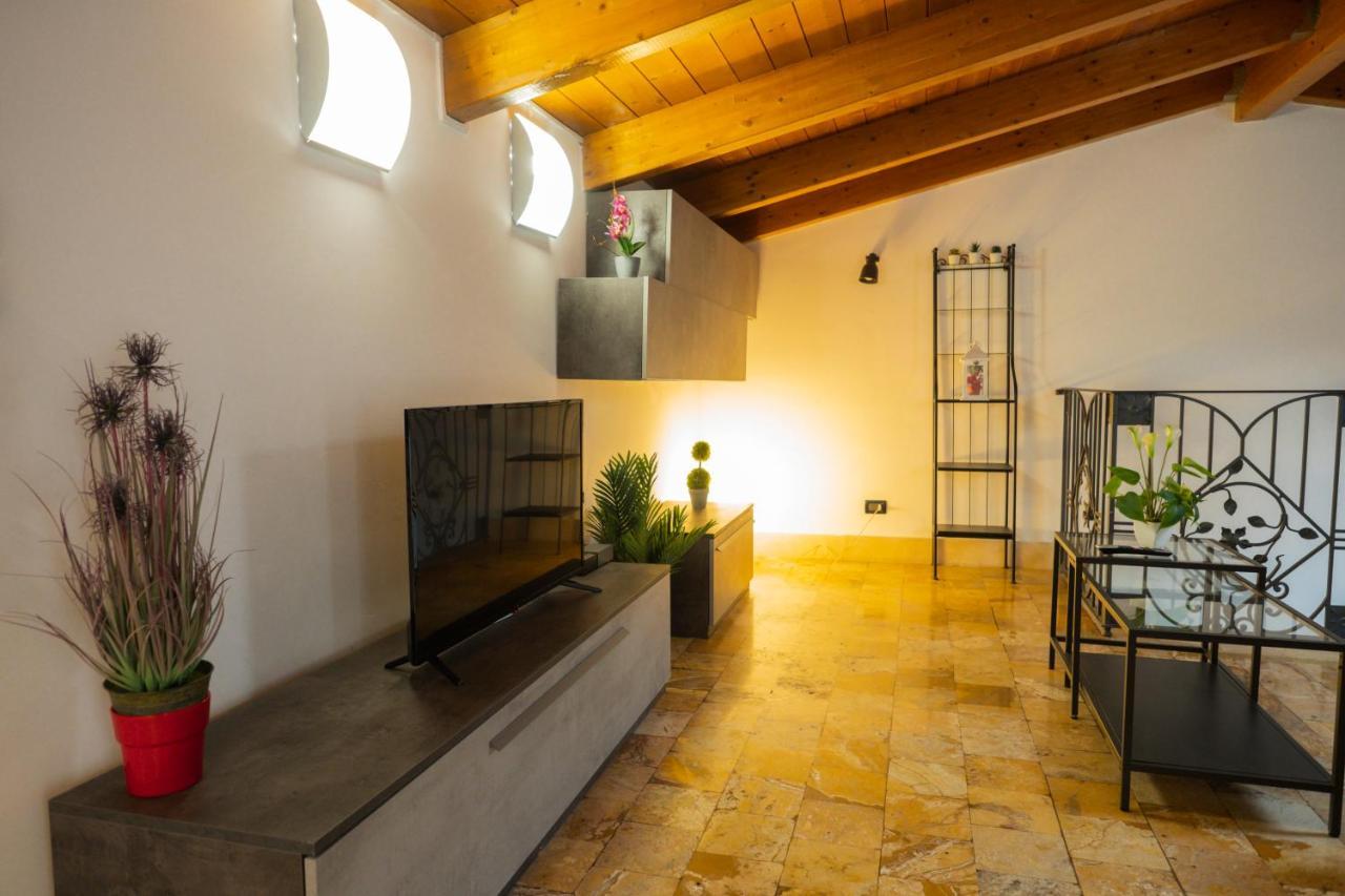 B&B Palazzo Storico Di Nicola Πεσκάρα Εξωτερικό φωτογραφία